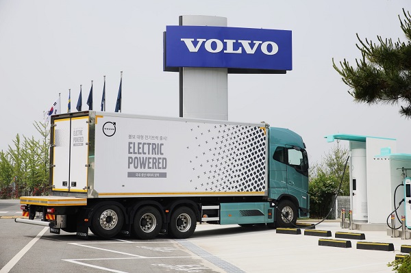 볼보트럭코리아, 동탄·인천·김해에 대형 전기트럭 전용 충전시설 구축